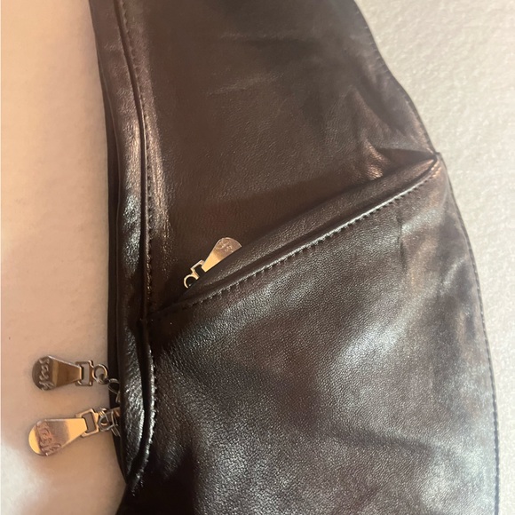 Black Leather Sash Bag - Picture 3 of 13